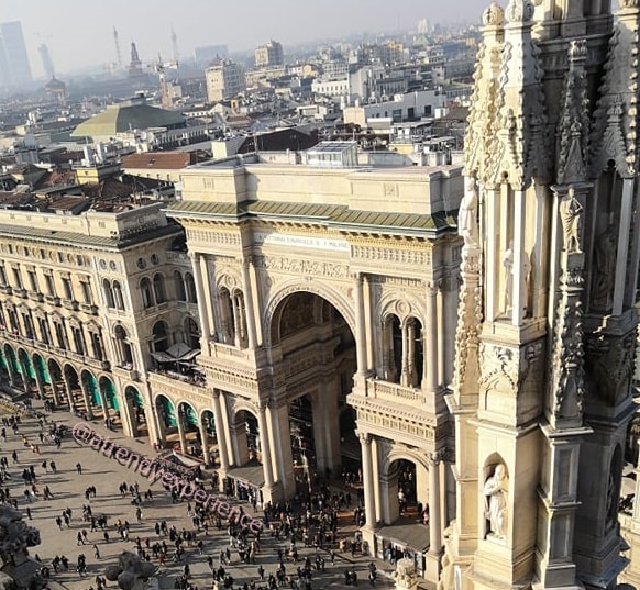 Galleria Vittorio Emanuele Milano vista dall'alto