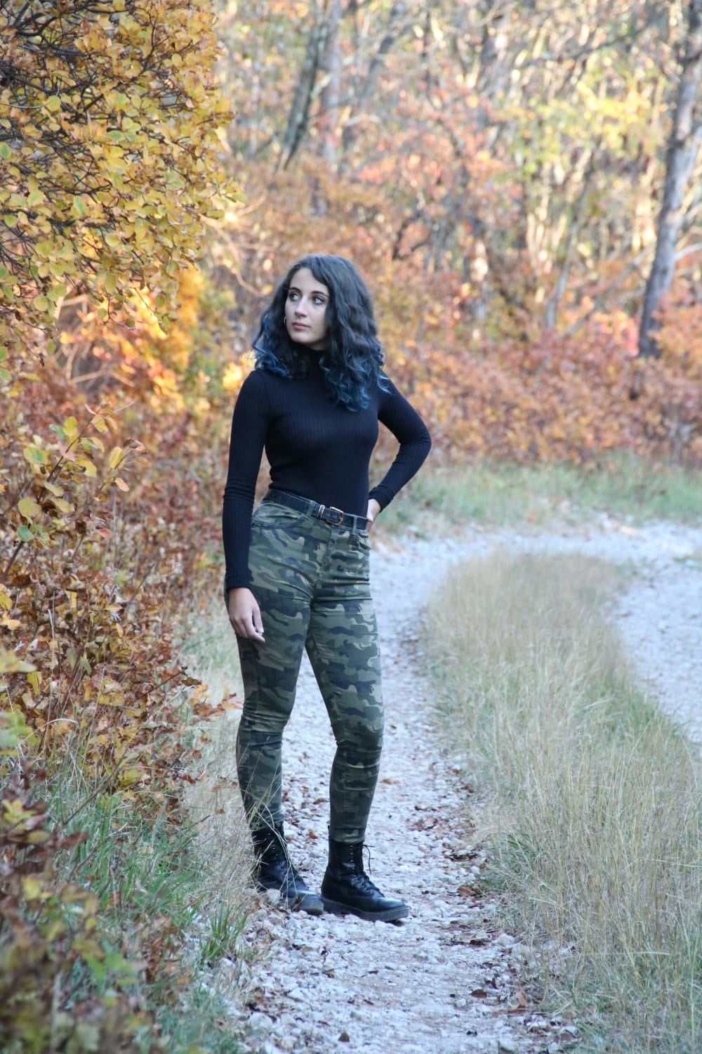 outfit stile army donna camouflage