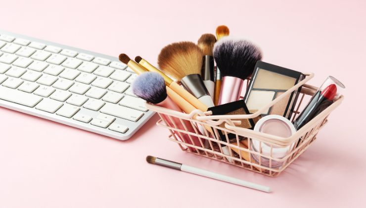 Vantaggi dell’acquisto di make up online