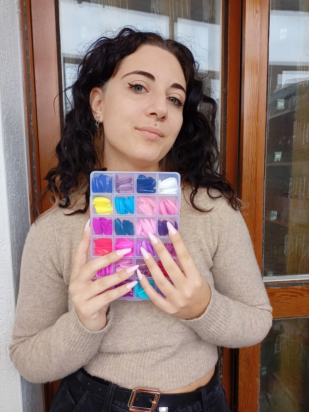Come riutilizzare le unghie finte press on