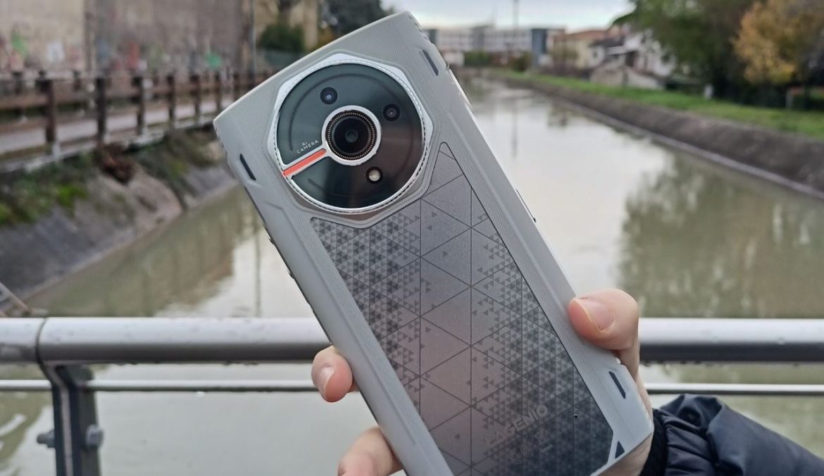 Recensione LAGENIO Panther 2 Pro lo smartphone rugged che punta su resistenza e carattere