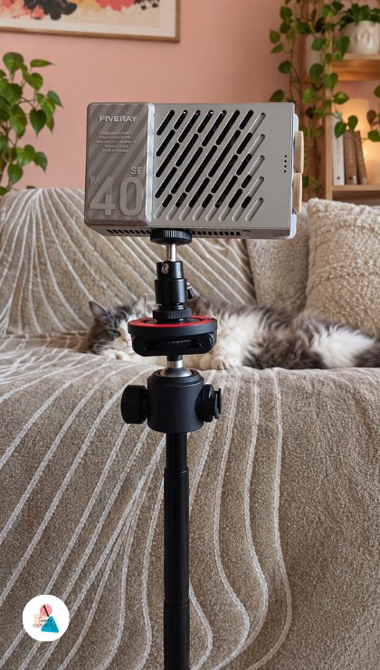 Non solo smartphone anche fotocamere, luci e accessori